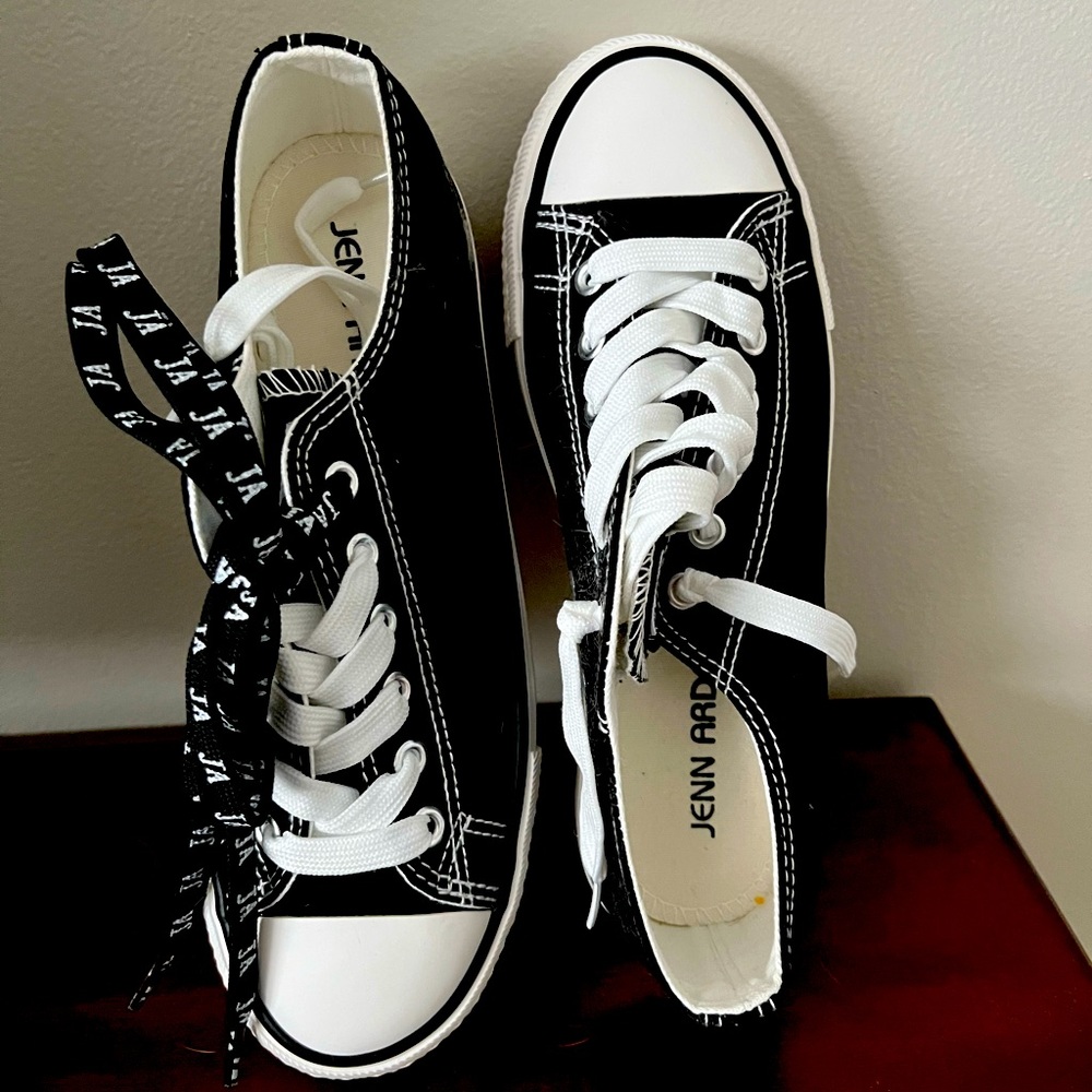 Size 7 sneakers